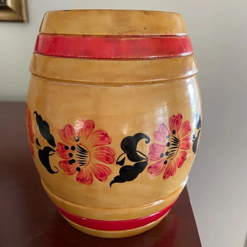 🖤 Vintage Hand Carved & Hand painted Floral Wooden BARREL CANISTER Bank USSR